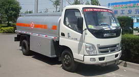 福田奧鈴油罐車(chē)圖片