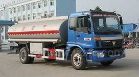 歐曼單橋油罐車(chē)圖片