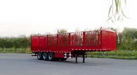 倉(cāng)柵式運(yùn)輸半掛車(chē)圖片